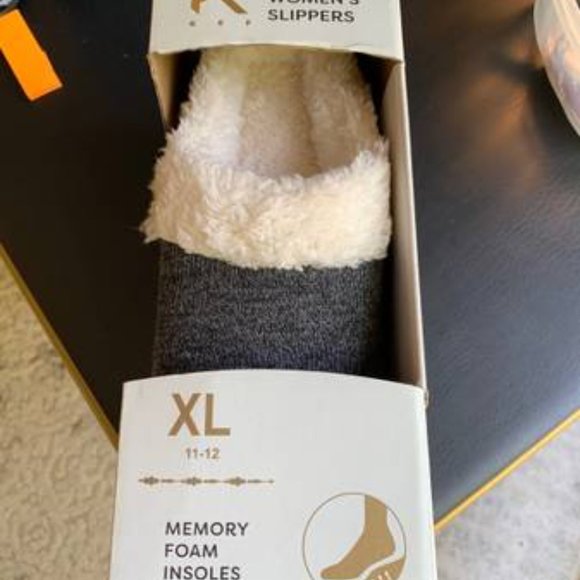 NIB Women's Kef Indoor/Outdoor Gray Slippers Memory Foam Insoles Size XL (11-12) - Picture 2 of 4